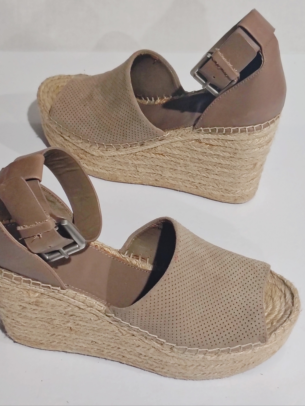 Marc Fisher Women's Wedge Espadrille Sandals in Taupe Size 9.5